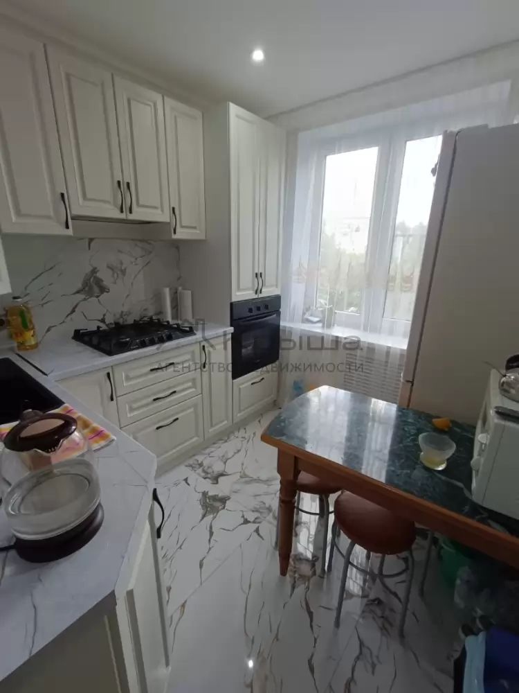 1000016546