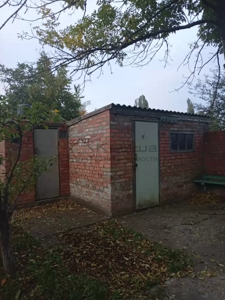 1000000674